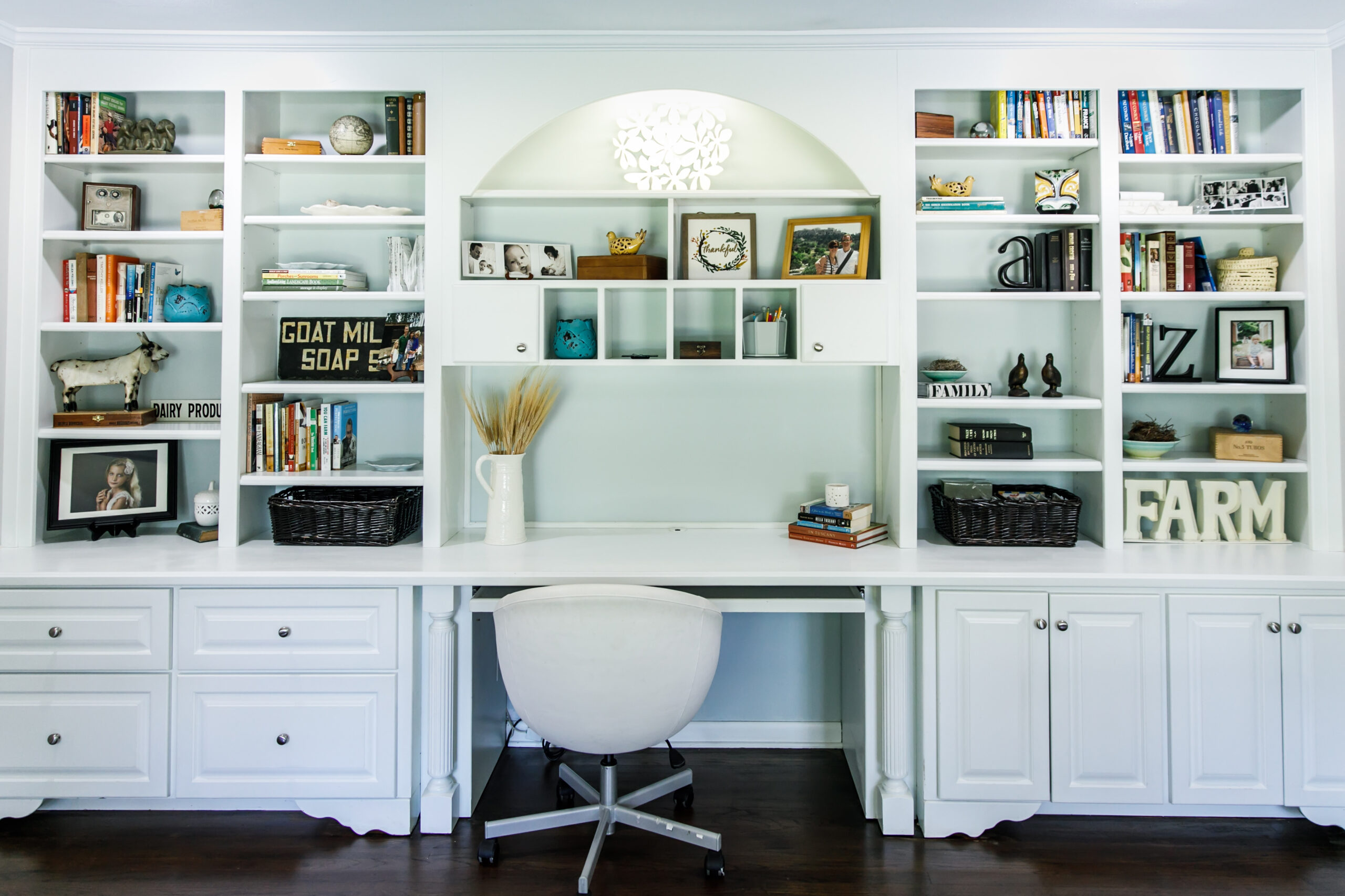 Built in shelving and office cabinetry. Custom home office cabinetry concept image